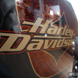 Une Harley-Davidson Sportster 72, shootée dans The Weinmeister Hotel à Berlin.