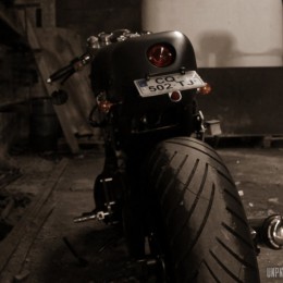 La Harley-Davidson 883 Sportster de Jérôme... Un méchant cafra !
