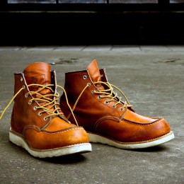 Red Wing Classic Moc : une alternative aux chaussures moto ?