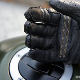 Racer Stance : des gants moto homologués, coqués mais stylés !
