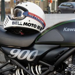 Le Bell Moto-3, un casque intégral vintage et homologué "UPDLT approved".