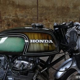 Une Honda CB 400 Four cafe-racer, que s'apelerio... "La chaude pisse" !