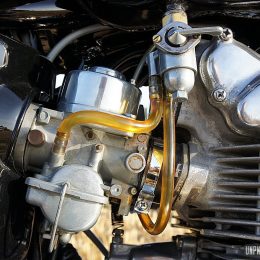 Honda CB 450 "Black Bomber" 1968 : merci Temps 2 Chauffe pour l'essai !