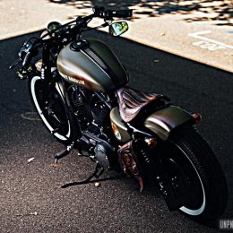 La Harley-Davidson 1200 Sportster personnalisée de William...