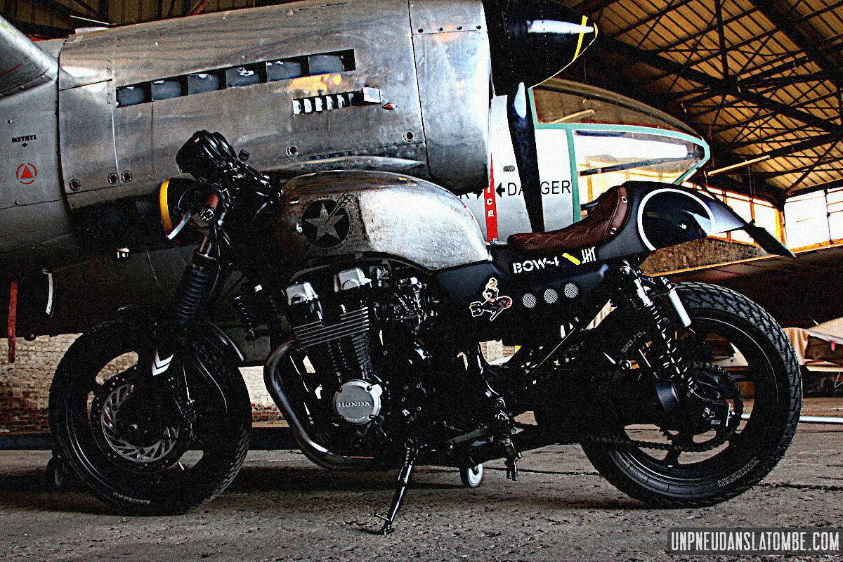 Honda CB 750 Seven Fifty cafe-racer : autorisée décollage.