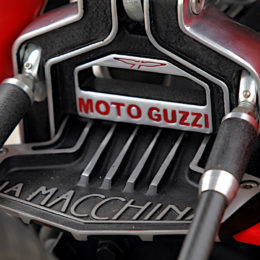 Moto Guzzi 850 T3 cafe-racer : "La Macchina" de MCNC ; una opera maestra !