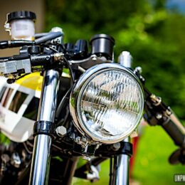 Yamaha RD 250 cafe-racer : Kamaji s'offre une cure de mélange deux temps !