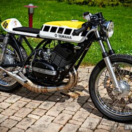 Yamaha RD 250 cafe-racer : Kamaji s'offre une cure de mélange deux temps !