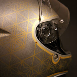 Motoconfort AU65 "Kumiko" par Cyril Cheval - Episode 03 : L'équipement.