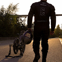 Motoconfort AU65 "Kumiko" par Cyril Cheval - Episode 03 : L'équipement.